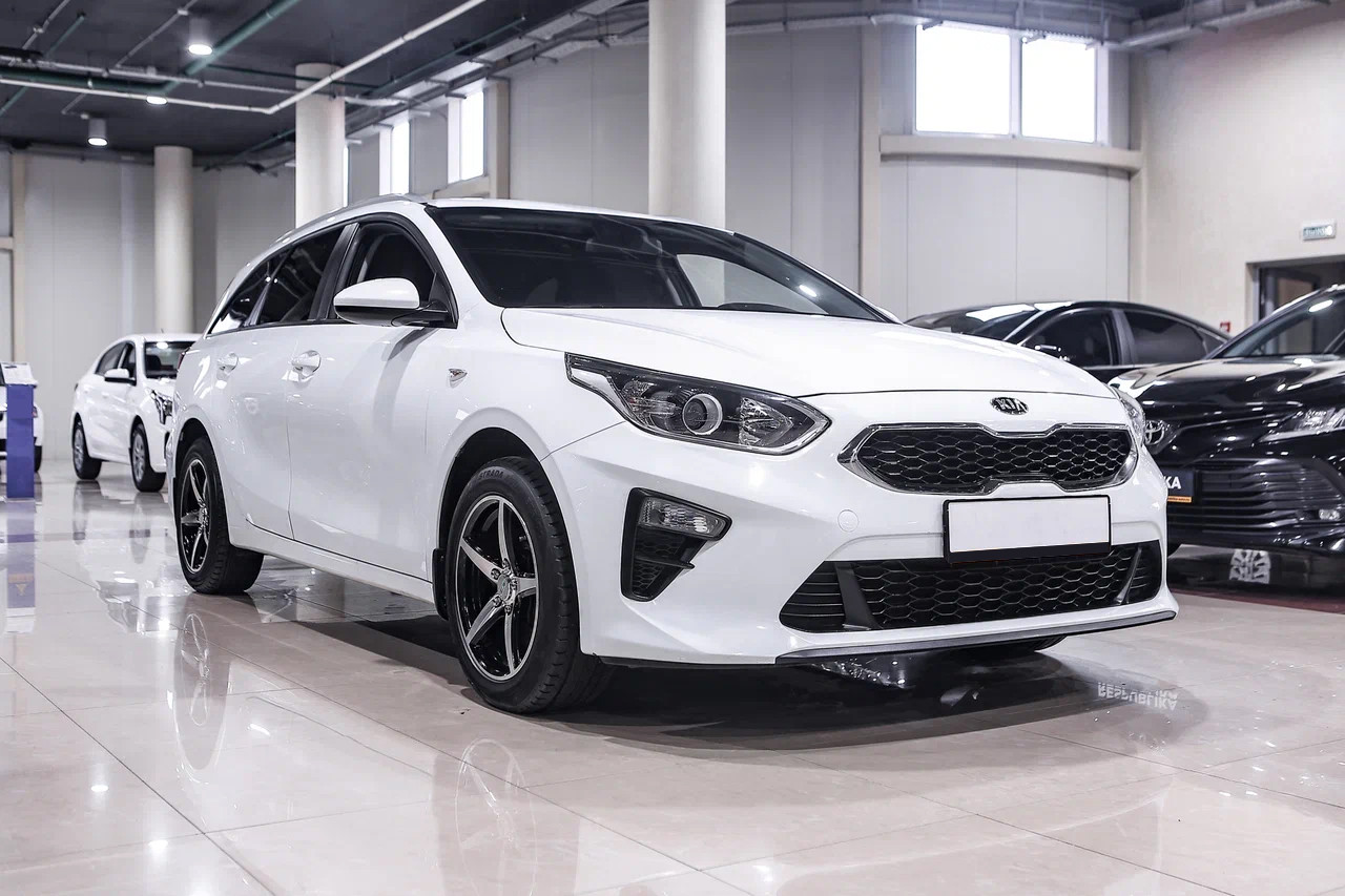 Купить Ceed с пробегом