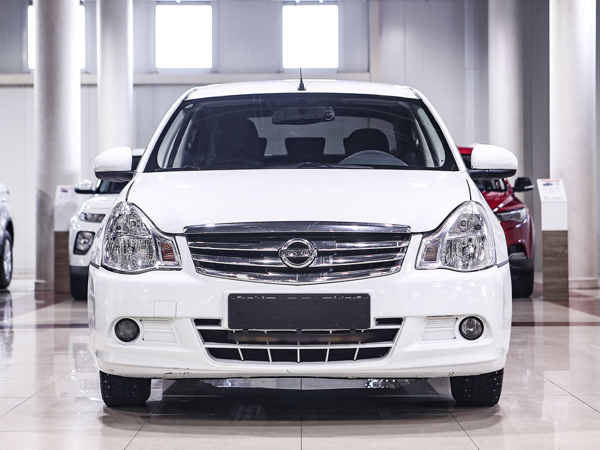 Купить Almera с пробегом