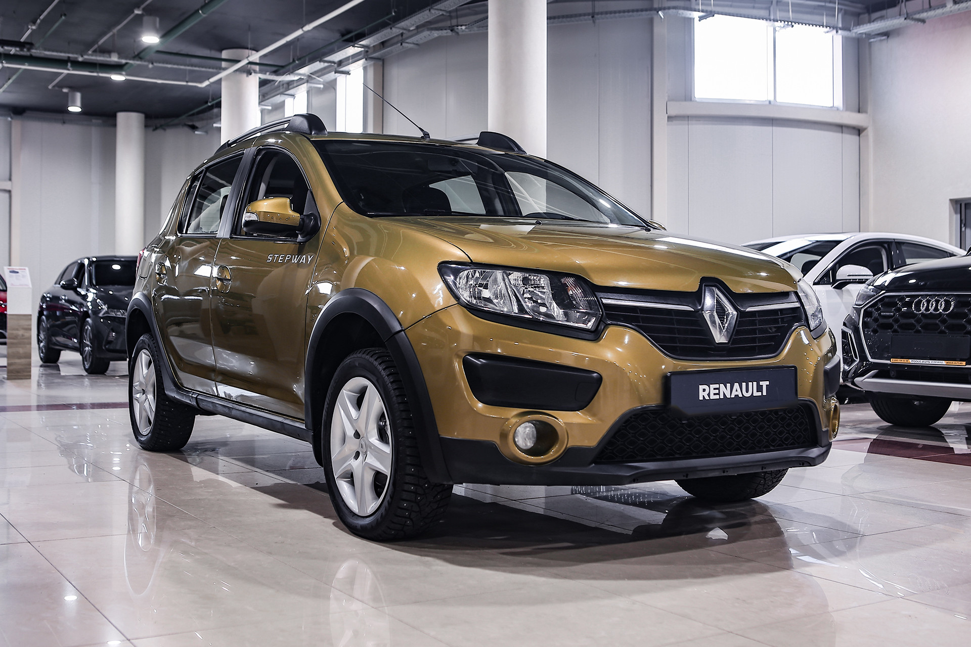 Купить Sandero с пробегом